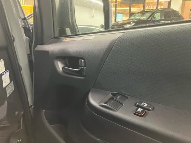 TOYOTA HIACE van 2WD 2024