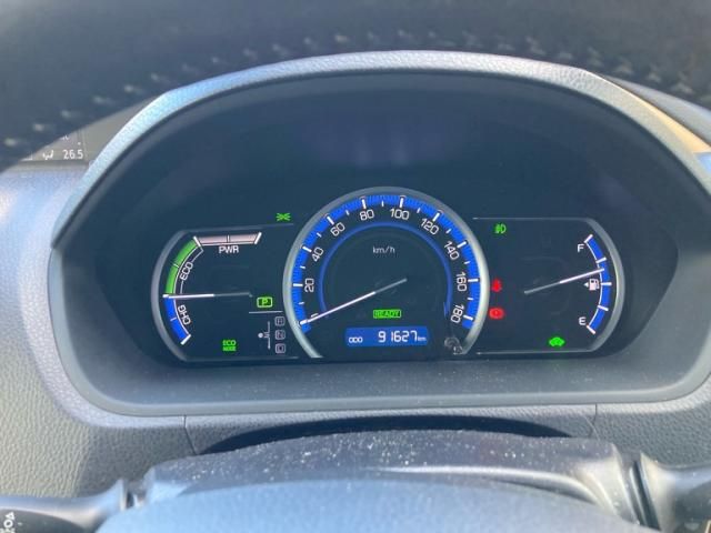 TOYOTA NOAH HYBRID 2014