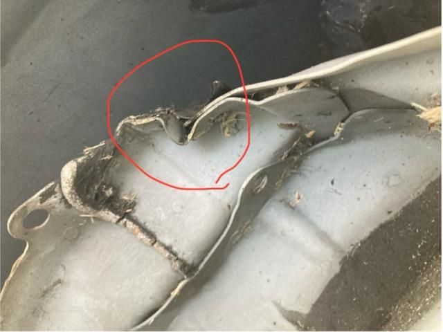 TOYOTA NOAH HYBRID 2014