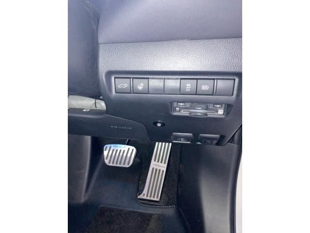 TOYOTA HARRIER 2WD 2023