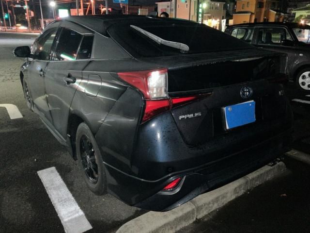 TOYOTA PRIUS 2019