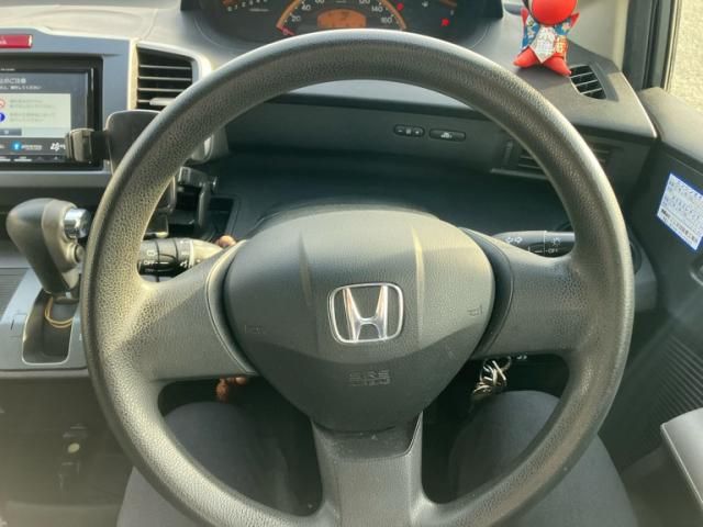 HONDA FREED 2009
