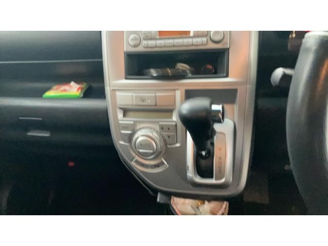 HONDA ZEST SPARK 2009