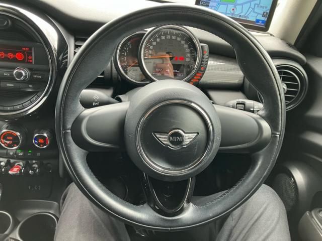 BMW BMW MINI COOPER 5DOOR 2014