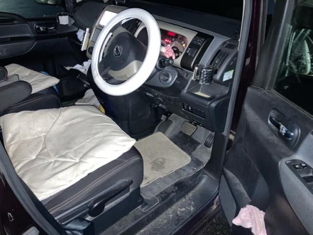 NISSAN SERENA  WG 2006