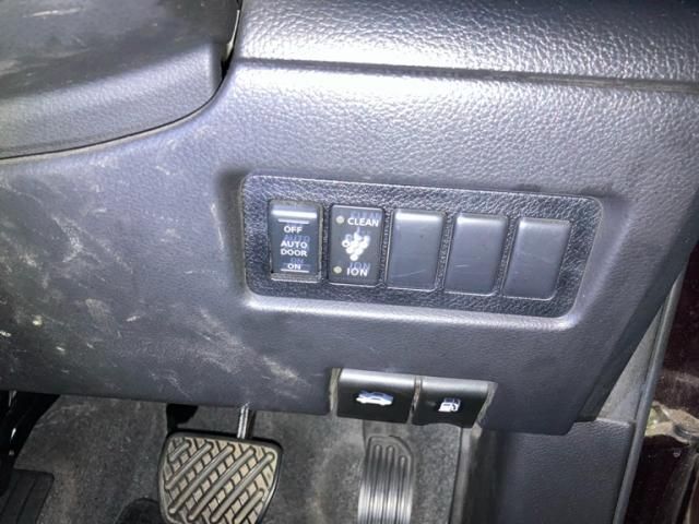 NISSAN SERENA  WG 2006