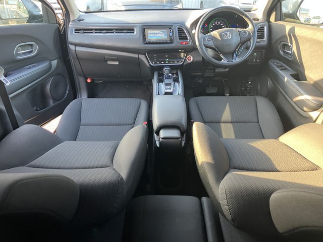 HONDA VEZEL HYBRID 2015