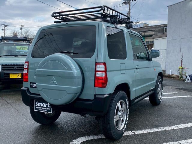 MITSUBISHI PAJERO MINI 2009