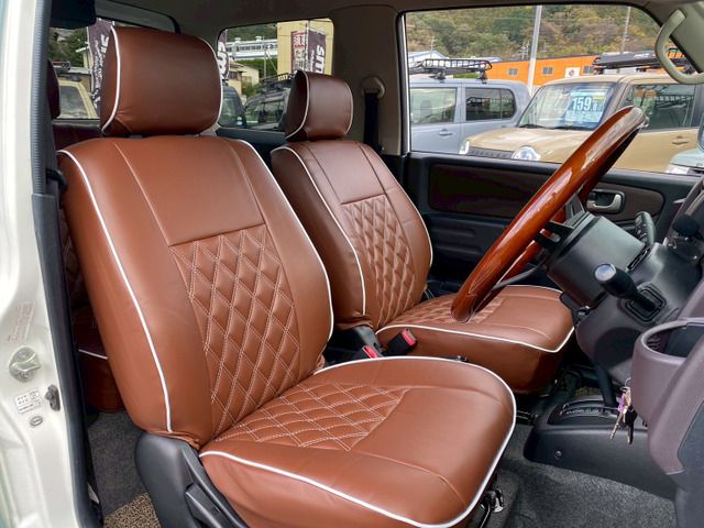 MITSUBISHI PAJERO MINI 2009