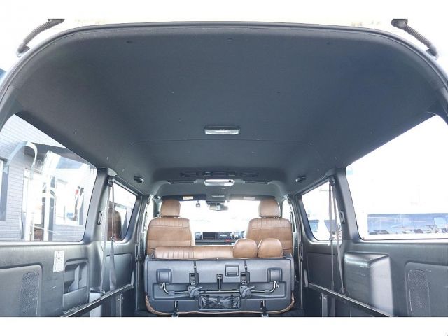 TOYOTA HIACE van 2WD 2019