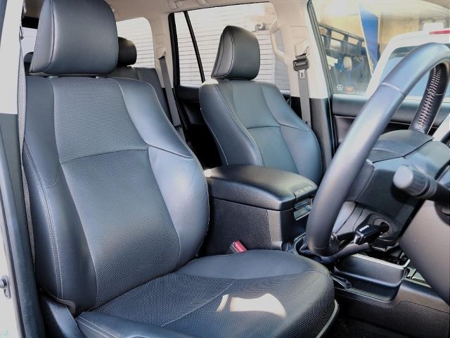 TOYOTA LANDCRUISER PRADO 2021