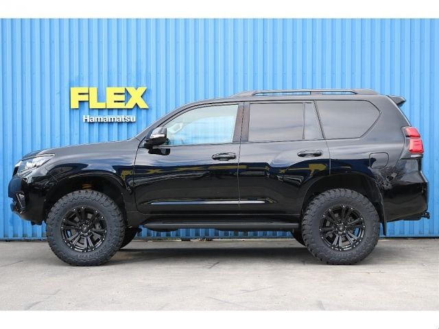 TOYOTA LANDCRUISER PRADO 2020