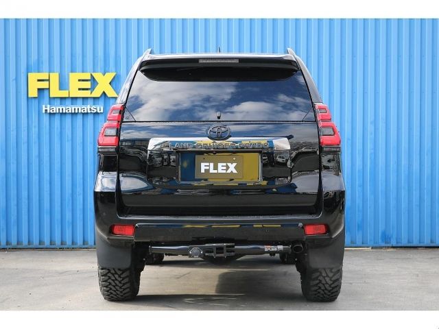 TOYOTA LANDCRUISER PRADO 2020