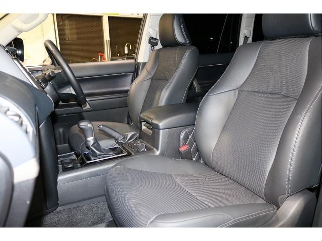 TOYOTA LANDCRUISER PRADO 2020