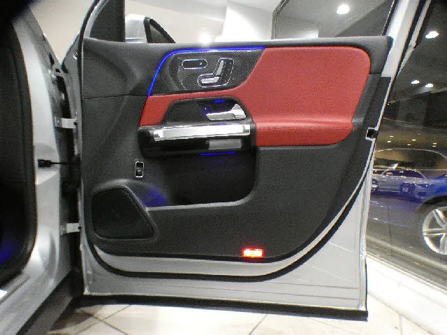 MERCEDES BENZ MERCEDES AMG GLB class 2022