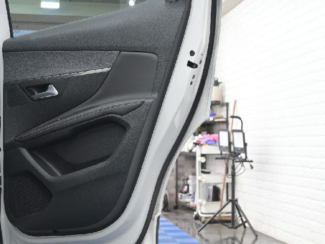 PEUGEOT PEUGEOT 3008 2018