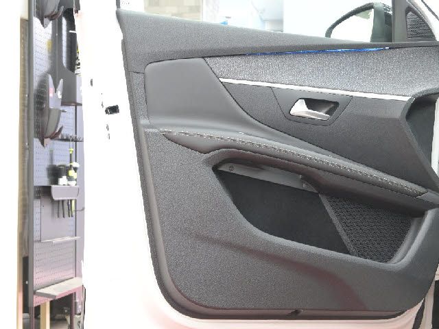 PEUGEOT PEUGEOT 3008 2018