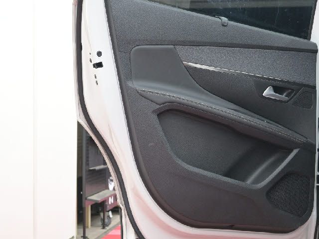 PEUGEOT PEUGEOT 5008 2021