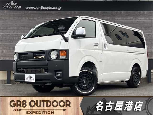 TOYOTA HIACE van 4WD 2022 