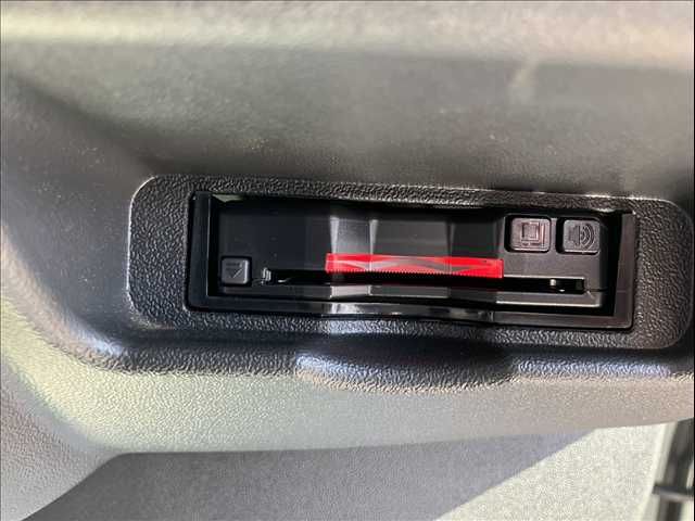 TOYOTA HIACE van 4WD 2022