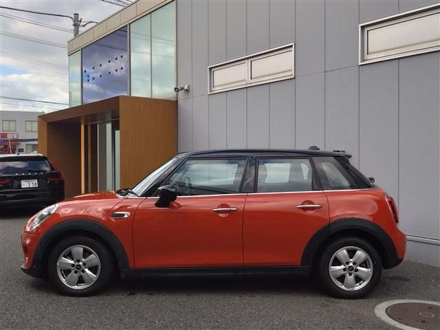 BMW MINI COOPER D 5DOOR 2021