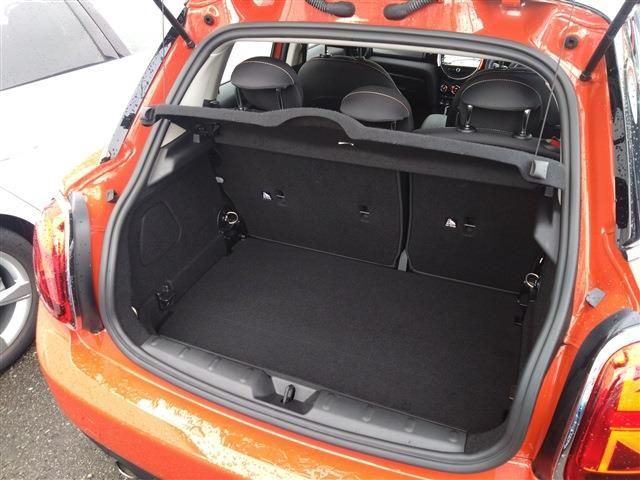 BMW MINI COOPER D 5DOOR 2021