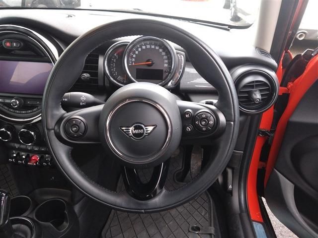 BMW MINI COOPER D 5DOOR 2021