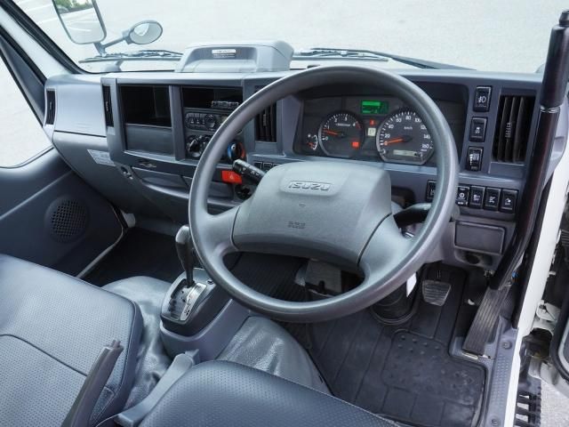 ISUZU ELF 2020