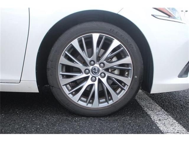 TOYOTA LEXUS ES300h 2020