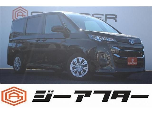 TOYOTA NOAH HYBRID 2022