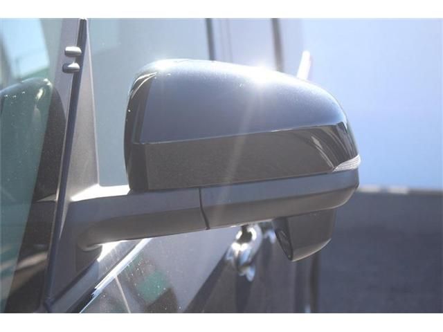 TOYOTA NOAH HYBRID 2022