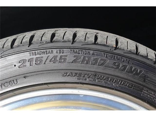 TOYOTA PRIUS PHV 2017