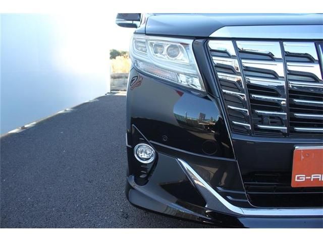 TOYOTA ALPHARD 4WD 2015