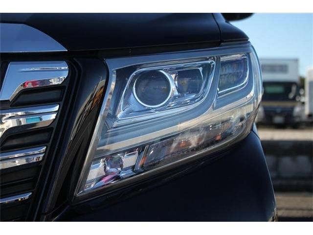 TOYOTA ALPHARD 4WD 2015