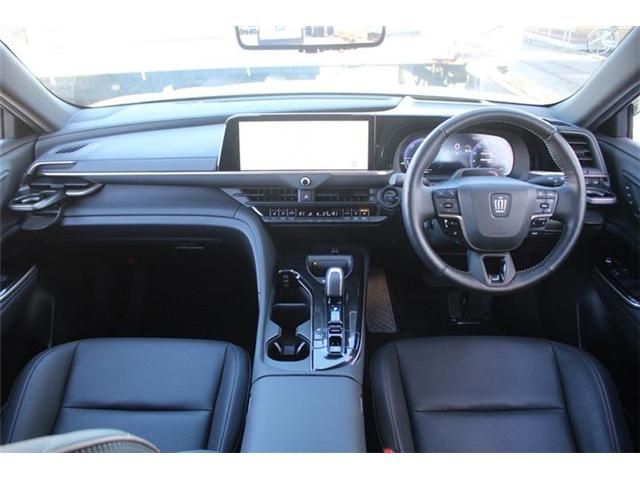 TOYOTA CROWN SPORT 2024