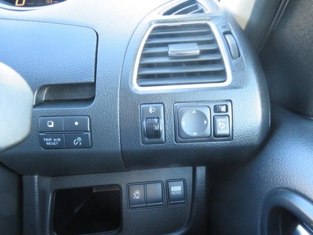 NISSAN SERENA  S-HYBRID 2013