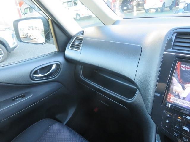 NISSAN SERENA  S-HYBRID 2013