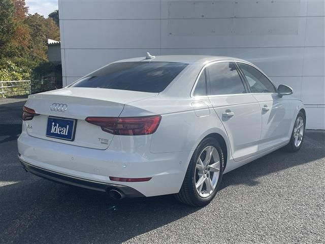 AUDI AUDI A4 2016