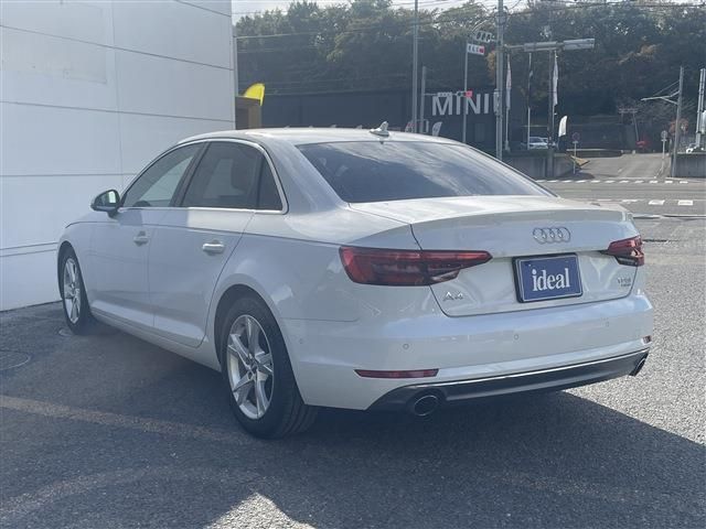 AUDI AUDI A4 2016