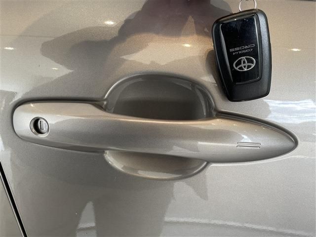 TOYOTA COROLLA CROSS 2023