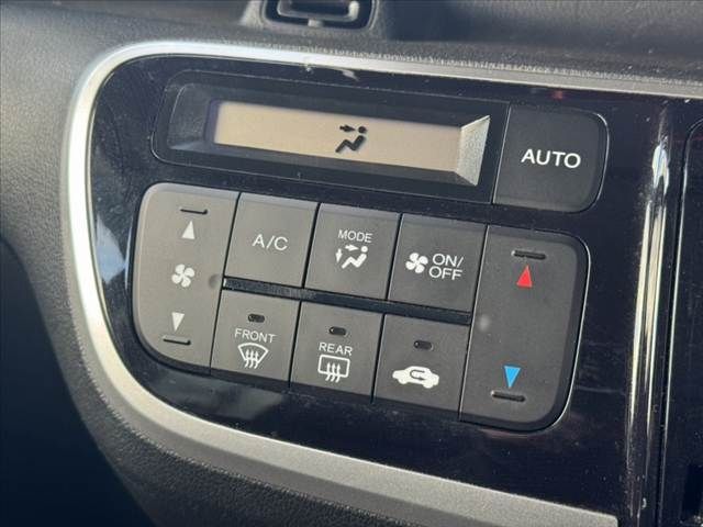 HONDA N BOX CUSTOM 2016