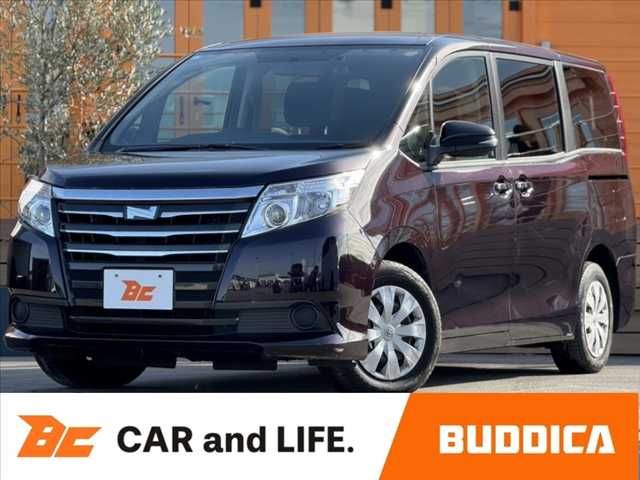 TOYOTA NOAH 2015