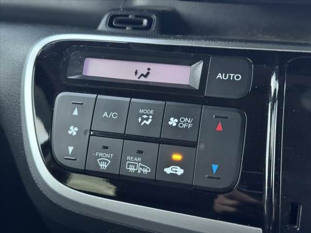 HONDA N BOX CUSTOM 2017