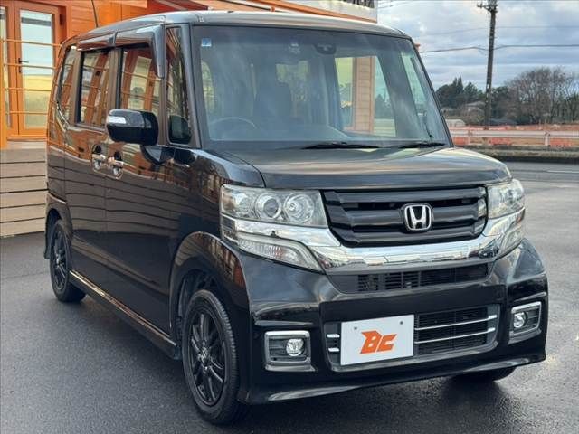 HONDA N BOX CUSTOM 2017