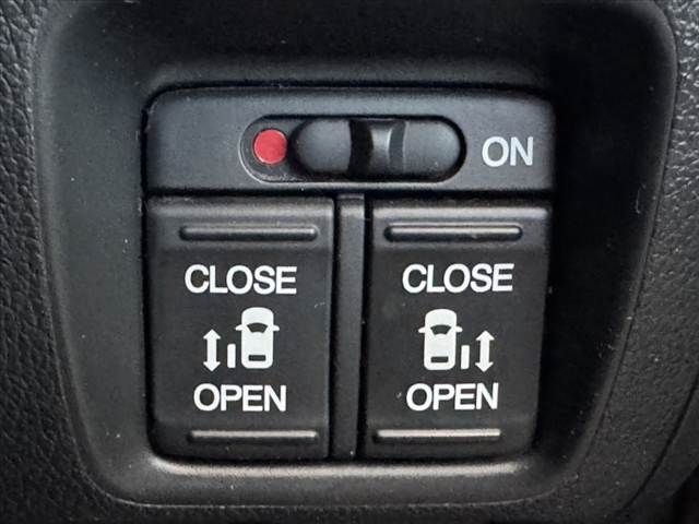 HONDA N BOX CUSTOM 2017