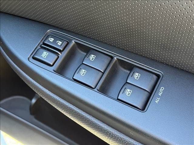 SUBARU LEGACY B4 2012