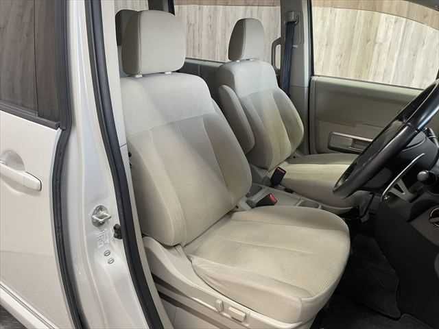 MITSUBISHI DELICA D:5 4WD 2013