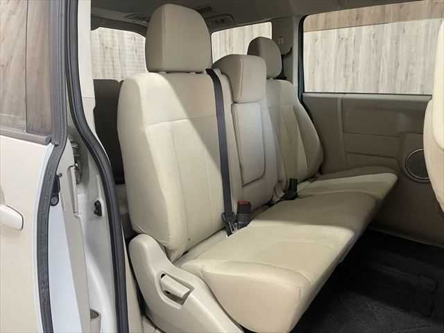 MITSUBISHI DELICA D:5 4WD 2013