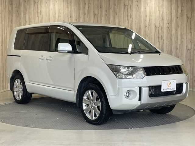MITSUBISHI DELICA D:5 4WD 2013