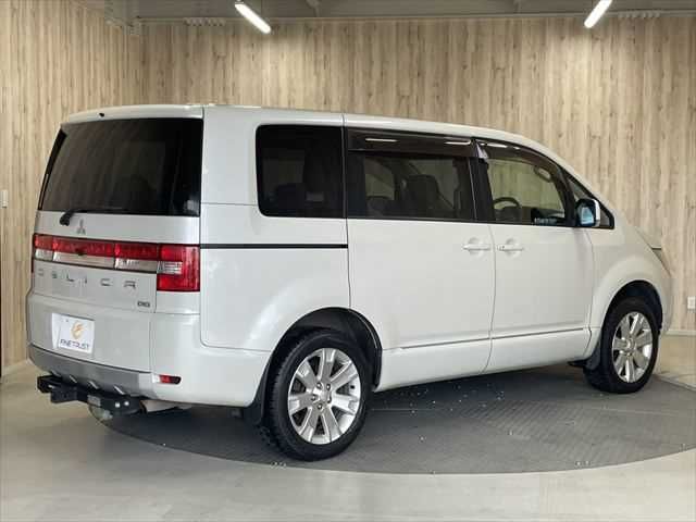 MITSUBISHI DELICA D:5 4WD 2013